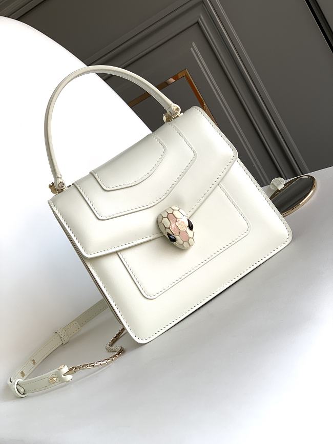 BVLGARI Bag BV3244 Size 18x15x9cm - 1