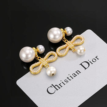 Dior Earrings Code D002588