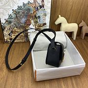 Hermès Della Cavalleria Elan Bag HM2520 Size 21x15x6cm - 5