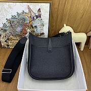 Hermès Evelyne Bag HM1607 Size 29cm - 4