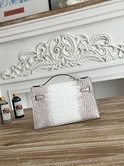 Hermès Kelly Pochette Crocodile HM185 Size 21x12x6cm - 3