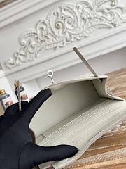 Hermès Kelly Pochette Crocodile HM188 Size 21x12x6cm - 4