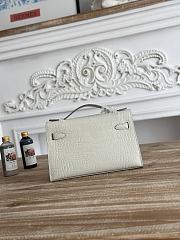 Hermès Kelly Pochette Crocodile HM188 Size 21x12x6cm - 2