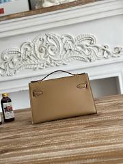 Hermès Kelly Pochette Rouge HM0041 Size 21x12x6cm - 4