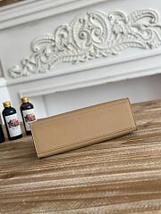 Hermès Kelly Pochette Rouge HM0041 Size 21x12x6cm - 2