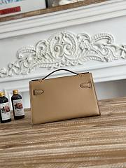 Hermès Kelly Pochette Rouge HM0155 Size 21x12x6cm - 2