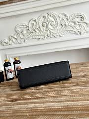 Hermès Kelly Pochette Rouge HM0158 Size 21x12x6cm - 4