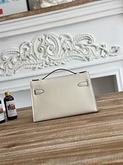 Hermès Kelly Pochette Rouge HM0159 Size 21x12x6cm - 3