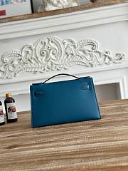 Hermès Kelly Pochette Rouge HM0160 Size 21x12x6cm - 4