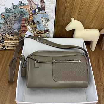Hermès Nouveau On Boby Bag HM8011 Size 29cm