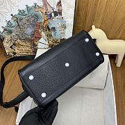 Hermès Nouveau On Boby Bag HM8012 Size 29cm - 3