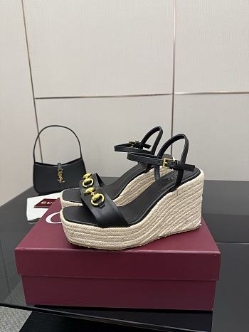 Gucci Hisley Wedge Sandals GG3118