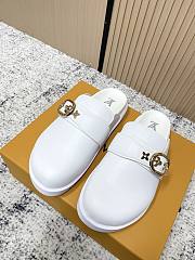 Louis Vuitton Monogram Clogs LV3103 - 2
