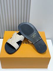 Louis Vuitton Slides Code LV3661 - 4