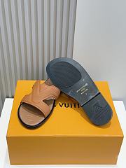 Louis Vuitton Slides Code LV3662 - 2