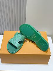 Louis Vuitton Slides Code LV3663 - 3