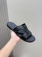 Louis Vuitton Slides Code LV3664 - 4