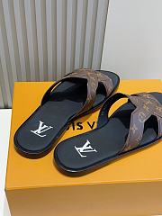 Louis Vuitton Slides Code LV3665 - 2