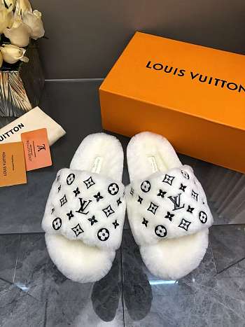 Louis Vuitton Slides LV3003