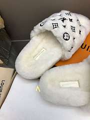Louis Vuitton Slides LV3003 - 5