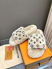 Louis Vuitton Slides LV3005 - 2