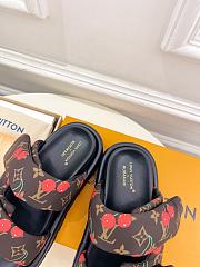 Louis Vuitton Slides LV3012 - 3