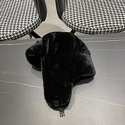 Moncler Beanie Code CAP567 - 3