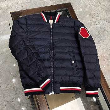 Moncler Down Jacket Code AC340