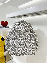 Moncler Down Jacket Code AC440 - 6