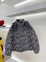 Moncler Down Jacket Code AC441 - 2