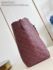 Louis Vuitton M25862 Tote Bag 30×17×56cm - 3