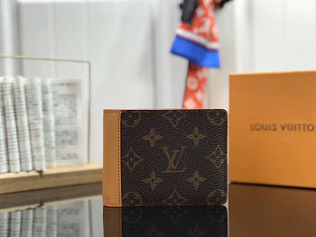 Louis Vuitton Multiple Wallet M69024 Size12x9cm