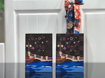 LV PASSPORT COVER M64411(2 items) Size 10x14cm