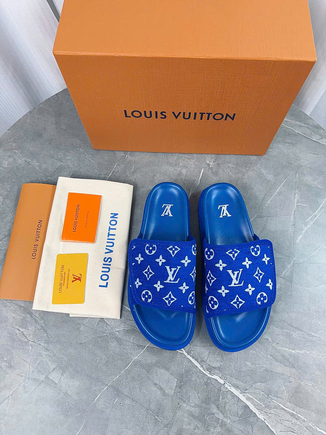 Louis Vuitton Miami Mule Blue 1ABFUQ - 1
