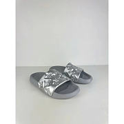 Louis Vuitton Waterfront Mule Silver 1AAR7X - 4