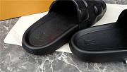 Louis Vuitton Waterfront Mule Black 1AAR90 - 3