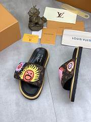 Louis Vuitton x YK Pool Pillow Flat Comfort Mule 1ABD8T - 2