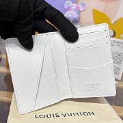 Louis Vuitton Wallet LVP383 Size 7.5x1x11cm - 3