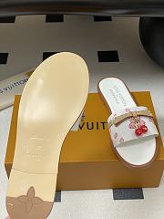 Louis Vuitton Women's Slides LV3116 - 5