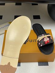 Louis Vuitton Women's Slides LV3117 - 2
