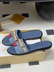 Louis Vuitton Women's Slides LV4111 - 6