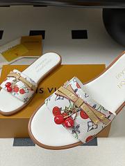 Louis Vuitton Women's Slides LV4114 - 5