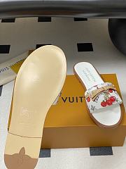 Louis Vuitton Women's Slides LV4114 - 3