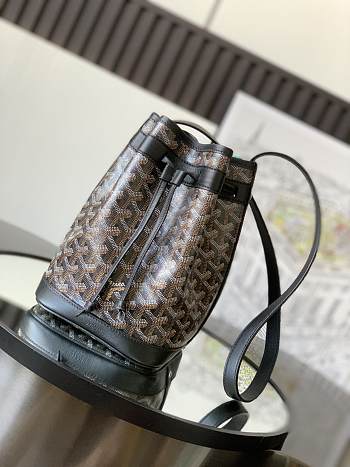 Goyard Petit Flot Bag P1051 Size 23x14x17cm