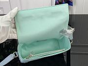 Louis Vuitton Bag M22637 Size 18x11x6cm - 3