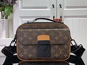 LV Should Bag M46688 Size 22x18x8cm - 1