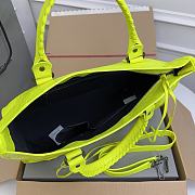 Balenciaga Cyclamen Leather B524 Size 38x25x14cm - 3