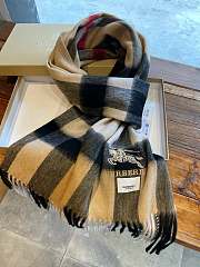 BURBERRY SCARF 231025J Size 35x200xcm - 4