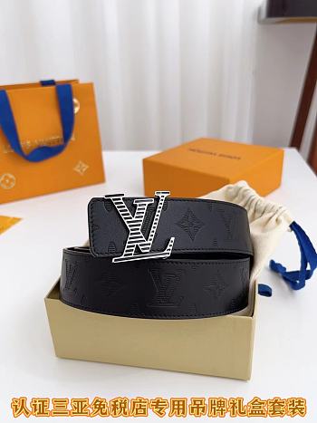 Louis Vuitton Belt LV00038