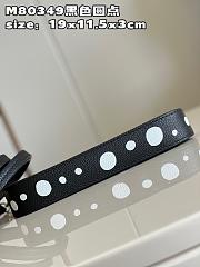 LV Easy Pouch On Strap Bag M80349 Size 19x11x3cm - 2